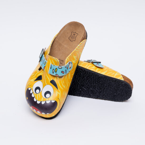 Ортопедични чехли със стелка от естествен велур / / Ортопедични чехли със стелка от естествен велур / /