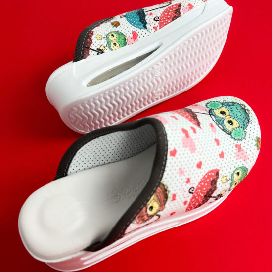 Дамско анатомично медицинско сабо на платформа / / Дамско анатомично медицинско сабо на платформа / /