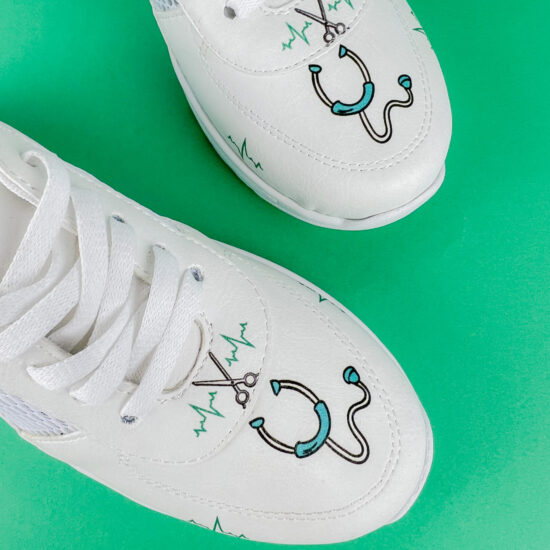 Дамски работни маратонки с олекотена подметка / / Дамски работни маратонки с олекотена подметка / /