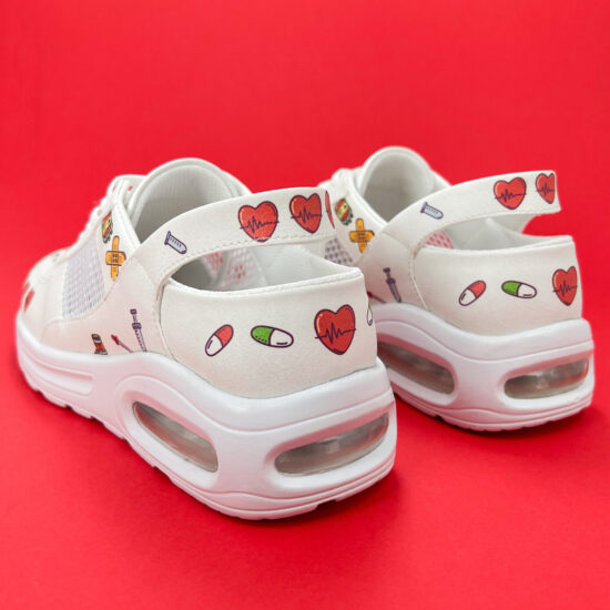 Дамски работни маратонки с олекотена подметка / / Дамски работни маратонки с олекотена подметка / /