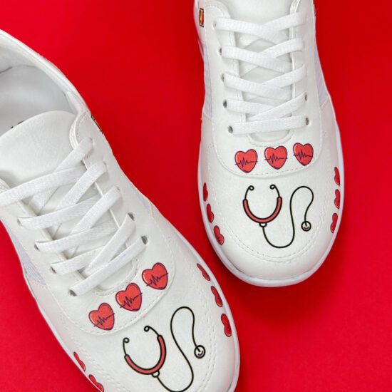 Дамски работни маратонки с олекотена подметка / / Дамски работни маратонки с олекотена подметка / /