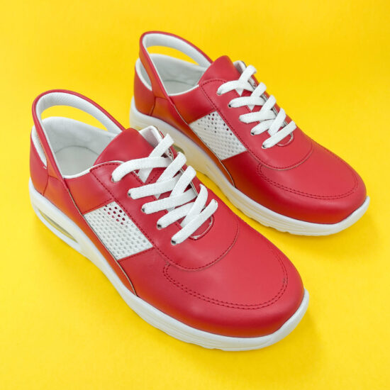 Дамски работни маратонки с олекотена подметка / / Дамски работни маратонки с олекотена подметка / /