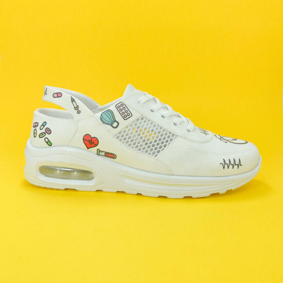 Дамски работни маратонки с олекотена подметка / /