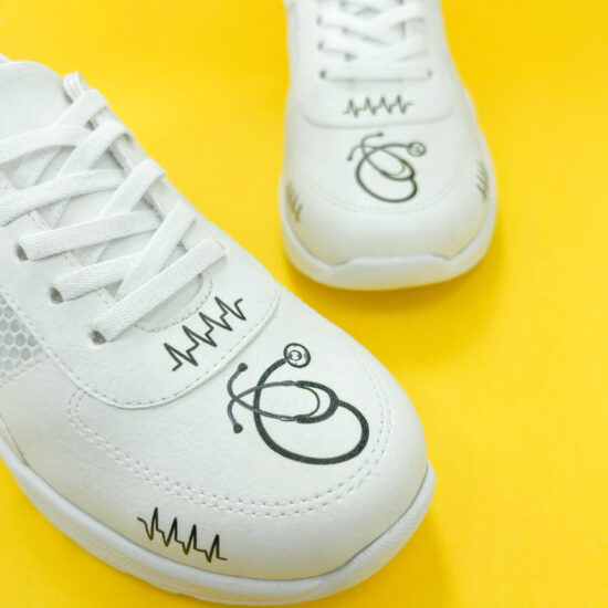 Дамски работни маратонки с олекотена подметка / /