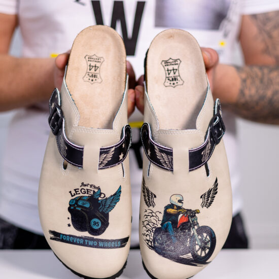 Мъжки ортопедични чехли с велурена стелка / / Мъжки ортопедични чехли с велурена стелка / /