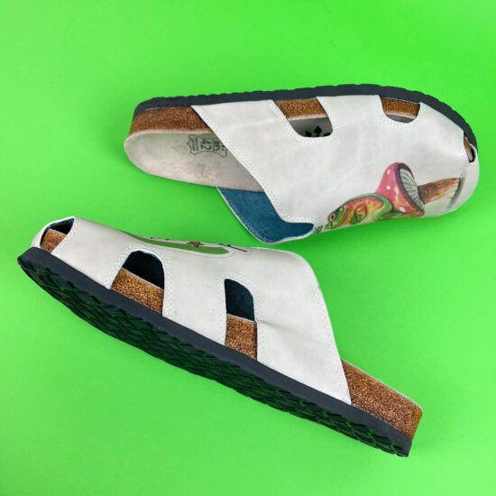 Ортопедични чехли със стелка от естествен велур / / Ортопедични чехли със стелка от естествен велур / /