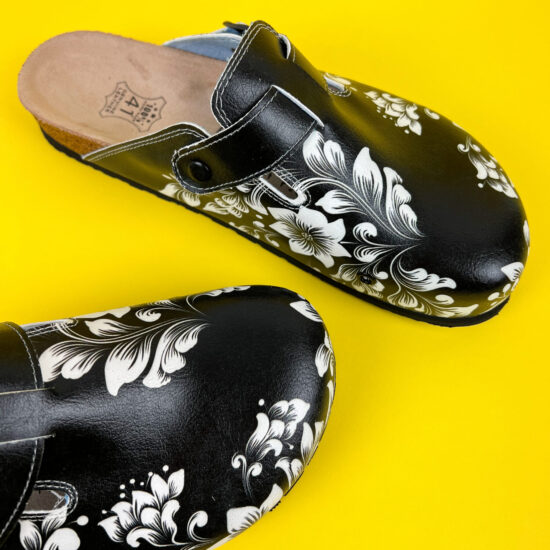 Ортопедични чехли със стелка от естествен велур / / Ортопедични чехли със стелка от естествен велур / /