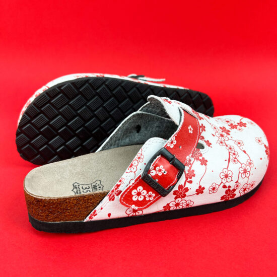 Ортопедични чехли със стелка от естествен велур / / Ортопедични чехли със стелка от естествен велур / /