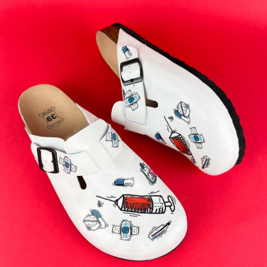 Ортопедични чехли със стелка от естествена кожа / /