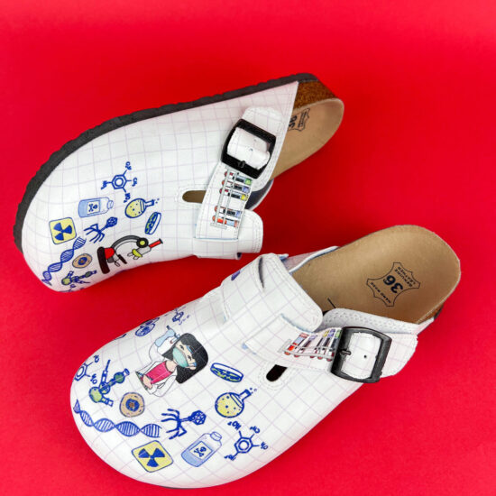 Ортопедични чехли със стелка от естествена кожа / / Ортопедични чехли със стелка от естествена кожа / /