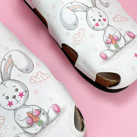 Ортопедични сандали със стелка от естествен велур / / Ортопедични сандали със стелка от естествен велур / /