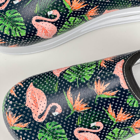 Дамско анатомично медицинско сабо на платформа / / Дамско анатомично медицинско сабо на платформа / /