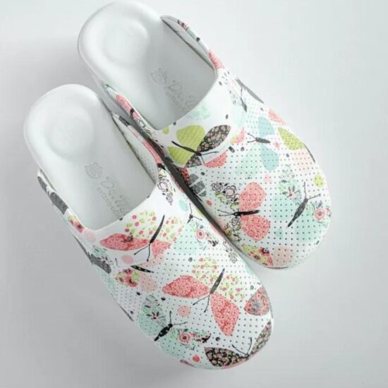 Дамско анатомично медицинско сабо на платформа / / Дамско анатомично медицинско сабо на платформа / /