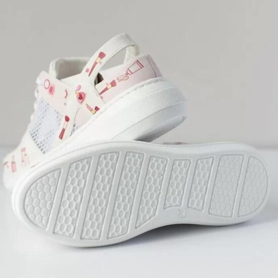 Дамски работни маратонки с олекотена подметка / / Дамски работни маратонки с олекотена подметка / /