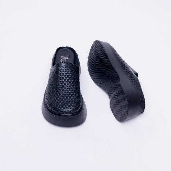 Черно дамско анатомично сабо от естествена кожа / /