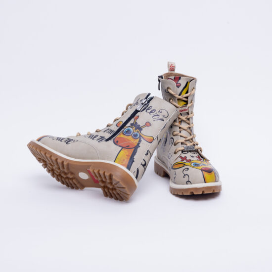 Модерни дамски боти тип кубинки с цветен принт / /