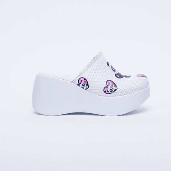 Анатомични чехли на платформа от естествена кожа / / Анатомични чехли на платформа от естествена кожа / /