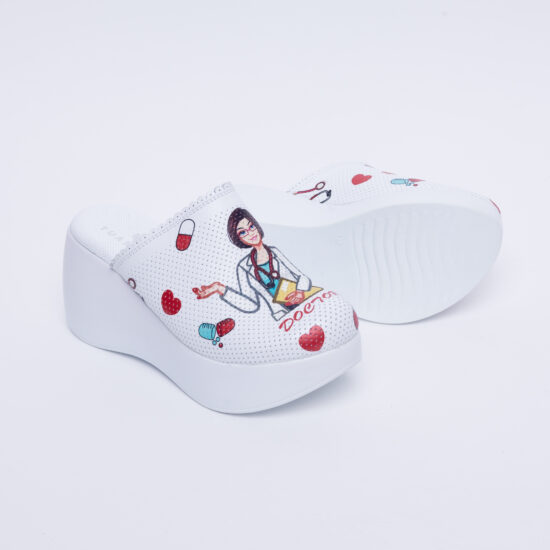 Медицинско сабо на платформа от естествена кожа / / Медицинско сабо на платформа от естествена кожа / /