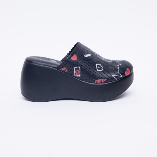 Медицинско сабо на платформа от естествена кожа / / Медицинско сабо на платформа от естествена кожа / /