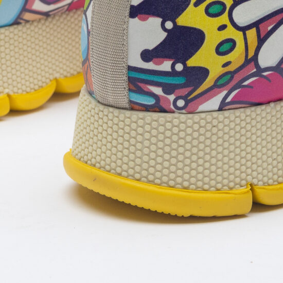 Дамски цветни маратонки с оригинален дизайн / /