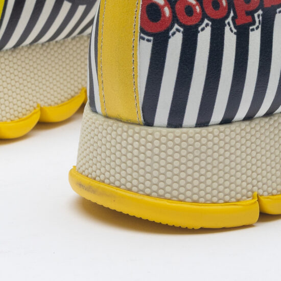 Дамски цветни маратонки с оригинален дизайн / /