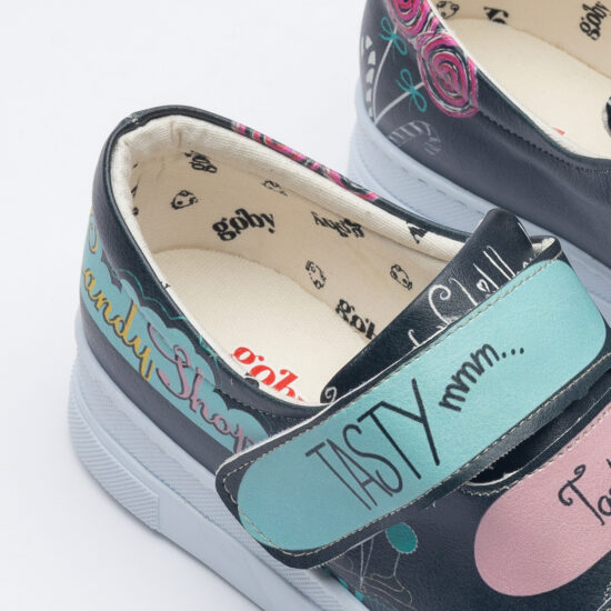 Дамски цветни кецове с оригинален дизайн / /