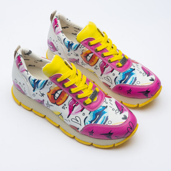 Дамски цветни маратонки с оригинален дизайн / / Дамски цветни маратонки с оригинален дизайн / /