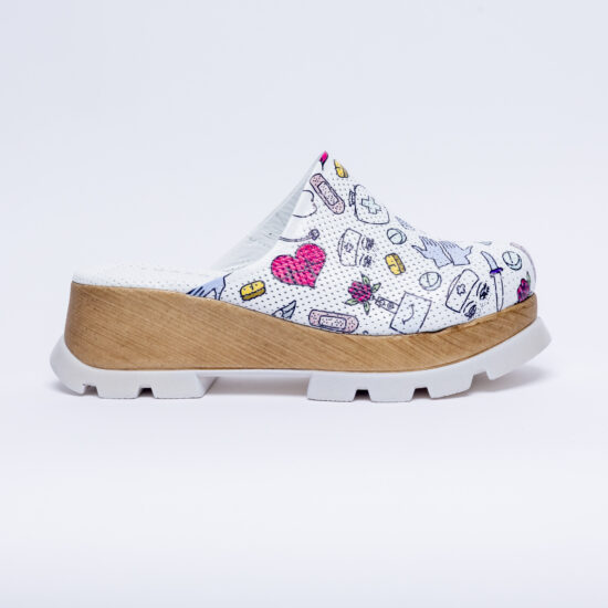 Анатомични чехли на платформа от естествена кожа / / Анатомични чехли на платформа от естествена кожа / /