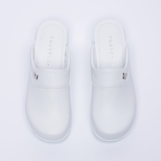 Бяло медицинско анатомично сабо на платформа / / Бяло медицинско анатомично сабо на платформа / /