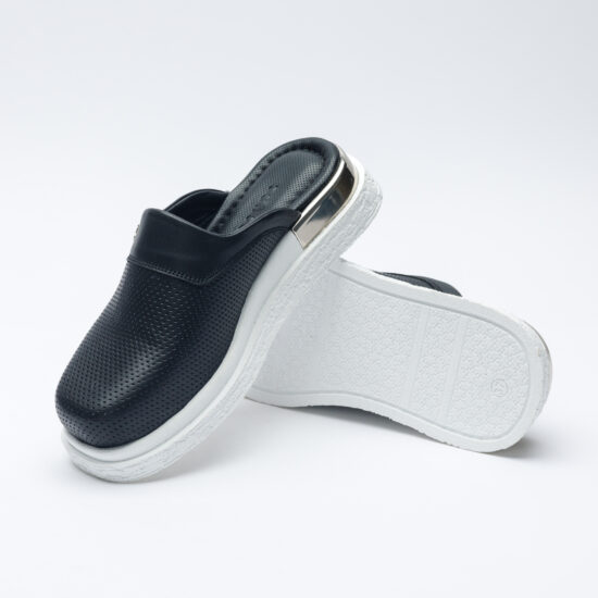 Черни анатомични чехли от естествена кожа / / Черни анатомични чехли от естествена кожа / /