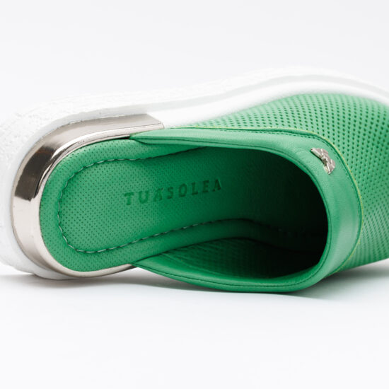 Зелени анатомични чехли от естествена кожа / /