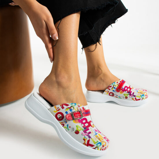 Работни чехли от естествена кожа с гел стелка / / Работни чехли от естествена кожа с гел стелка / /