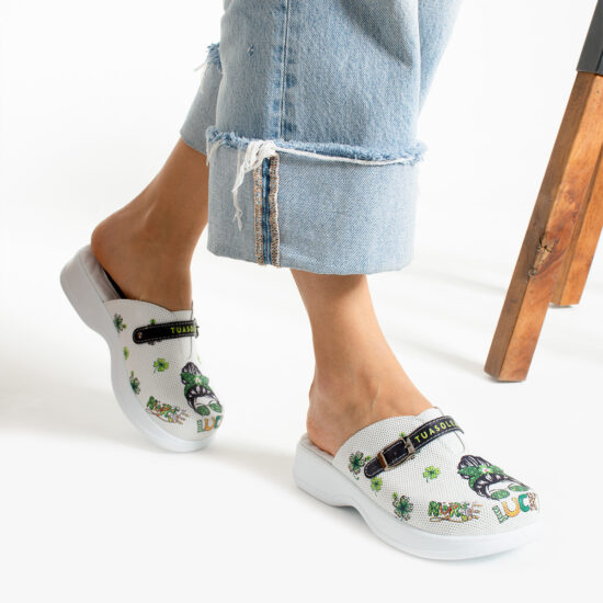 Анатомични чехли от естествена кожа с гел стелка / / Анатомични чехли от естествена кожа с гел стелка / /