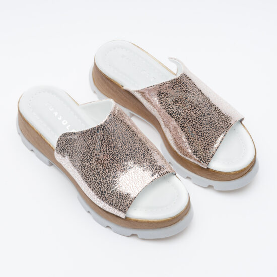 Анатомични чехли на платформа от естествена кожа / / Анатомични чехли на платформа от естествена кожа / /