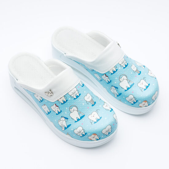 Анатомични работни чехли на платформа от еко кожа / /