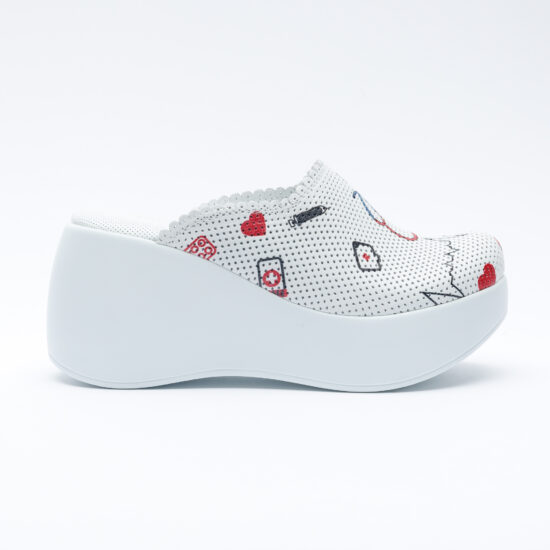 Медицинско сабо на платформа от естествена кожа / /