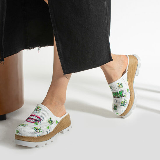 Анатомично сабо от естествена кожа за зъболекари / / Анатомично сабо от естествена кожа за зъболекари / /