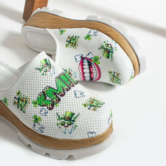 Анатомично сабо от естествена кожа за зъболекари / / Анатомично сабо от естествена кожа за зъболекари / /