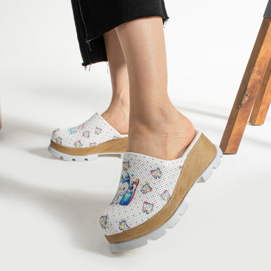 Бяло анатомично работно сабо от естествена кожа / / Бяло анатомично работно сабо от естествена кожа / /