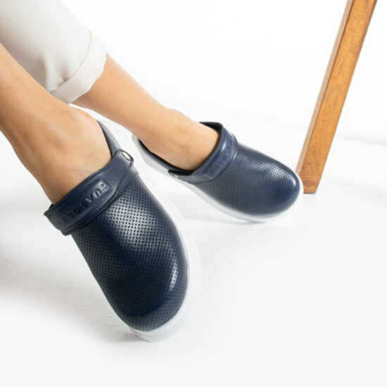 Професионално синьо работно сабо с каишка / / Професионално синьо работно сабо с каишка / /