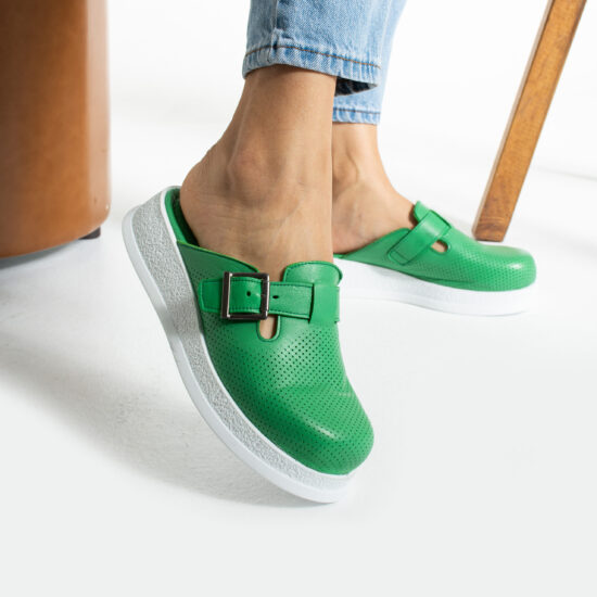 Зелено анатомично работно сабо от естествена кожа / /