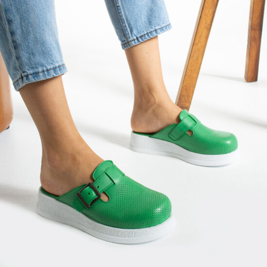 Зелено анатомично работно сабо от естествена кожа / /