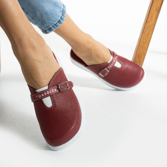 Червени кожени чехли с анатомична гел стелка / /