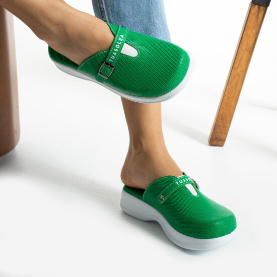 Зелени кожени чехли с анатомична гел стелка / /