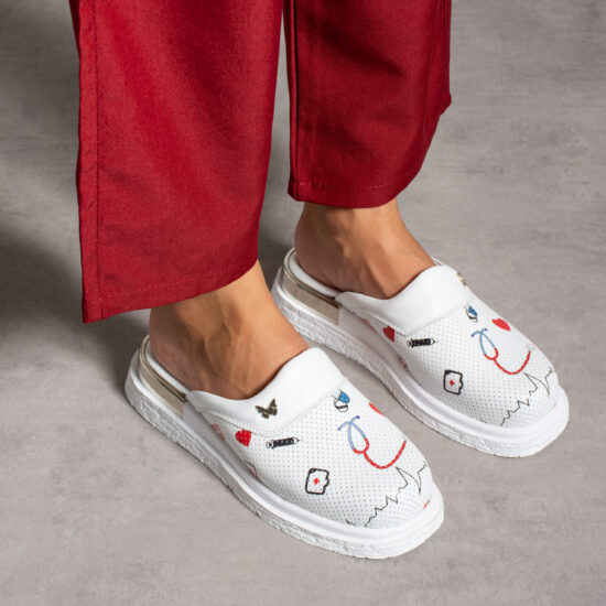 Медицински анатомични чехли от естествена кожа / / Медицински анатомични чехли от естествена кожа / /