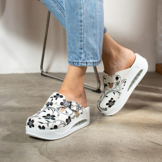 Дамско анатомично работно сабо на платформа / /