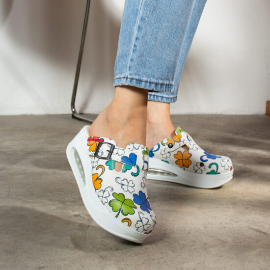 Дамско анатомично работно сабо на платформа / / Дамско анатомично работно сабо на платформа / /