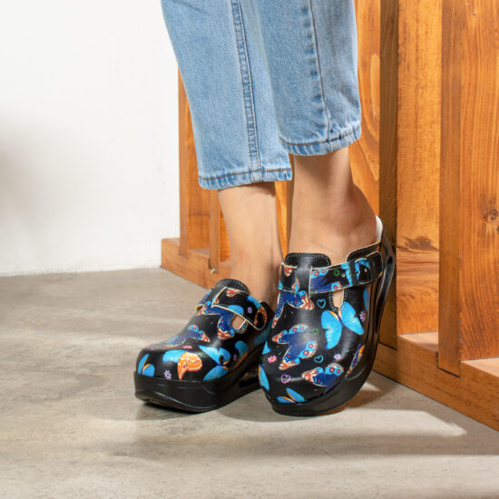 Дамско анатомично работно сабо на платформа / /