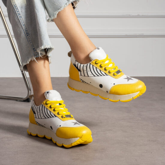 Дамски цветни маратонки с оригинален дизайн / / Дамски цветни маратонки с оригинален дизайн / /