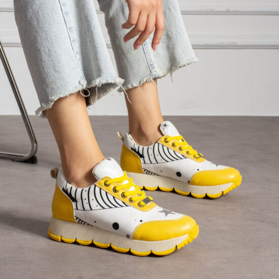 Дамски цветни маратонки с оригинален дизайн / / Дамски цветни маратонки с оригинален дизайн / /